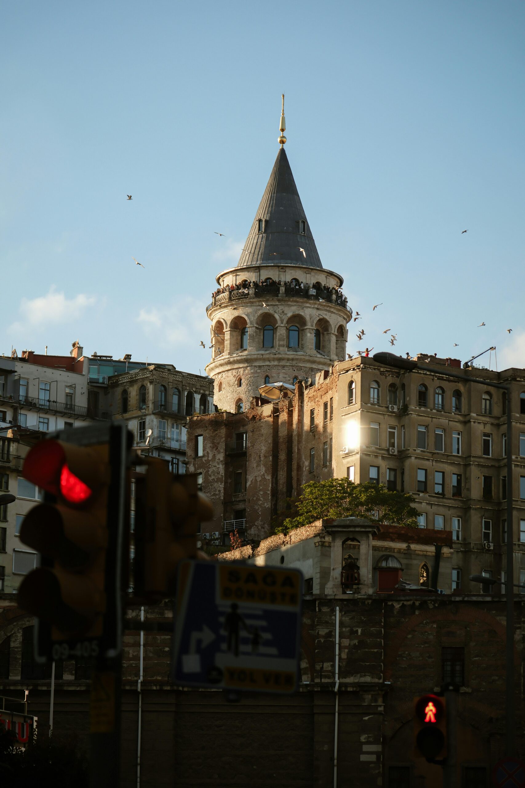 Galata Kulesi, AGE Sigorta'nın sunduğu güçlü ve tarihi güvence anlayışını simgeliyor